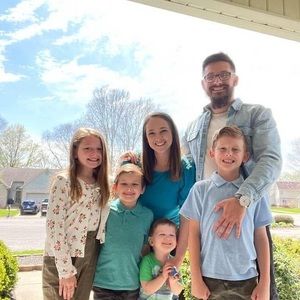 Meet your Posher, Grace